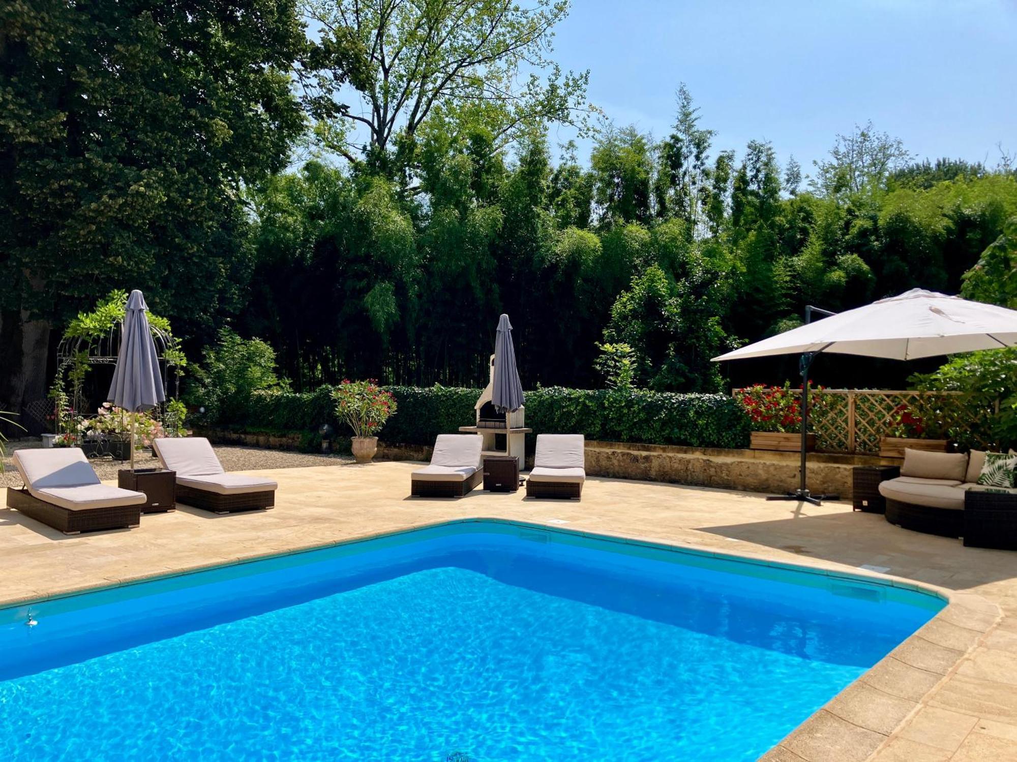 Le Petit Chateau - Adults Only Property Le Bugue Exteriér fotografie